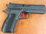 DAN WESSON DWX COMPACT 9MM 92102 - 18 of 25