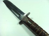WW2 RARE ORIGINAL BLUED BLADE USMC MK.2 KABAR FIGHTING KNIFE IN HIGH SURVIVING CONDITION.  - 5 of 9