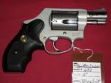 Smith and Wesson 637 Wyatt Deep Cover - 2 of 5