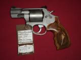 Smith & Wesson 686+ PC - 1 of 6