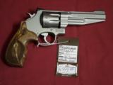 Smith & Wesson 627 PC SOLD - 2 of 8