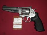 SOLD Smith & Wesson 627-5 5" SOLD
- 1 of 7