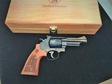 Smith & Wesson Model 29 - 2 of 6