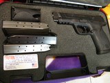 SMITH & WESSON M&P 45 AUTO - 3 of 13