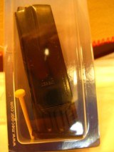 BROWNING HI POWER 9MM, 10 RND. MAGS., SET: 1- BRNG. FACTORY Plus: 1-MEC-GAR both new/box! - 5 of 7