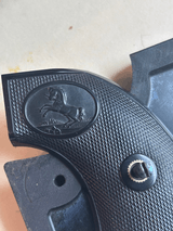 Colt 1st Generation SA original Guta Percha grips serial range 1900 to 1915 - Image 5 of 14