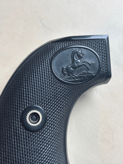 Colt 1st Generation SA original Guta Percha grips serial range 1900 to 1915 - Image 4 of 14