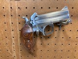 Bond Arms Snake Slayer IV 410 shot shell (3 inch)/45 Colt plus extra (4.25) barrel in 357 Mag/38 Spl - 2 of 9