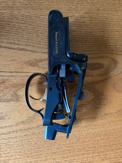 12ga Perazzi MX2000/8 Receiver and engraving with flat spring trigger fires bottom first - Image 11 of 11