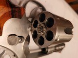 Smith and Wesson .41 magnum model 657 - 5 of 9