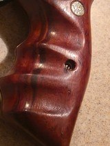 Smith and Wesson model 16-4 Revolver. 32 magnum - 7 of 10