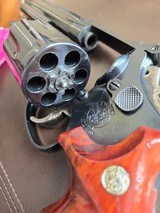 Smith and Wesson model 16-4 Revolver. 32 magnum - 7 of 8