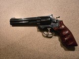 Smith and Wesson model 16-4 Revolver. 32 magnum - 6 of 10
