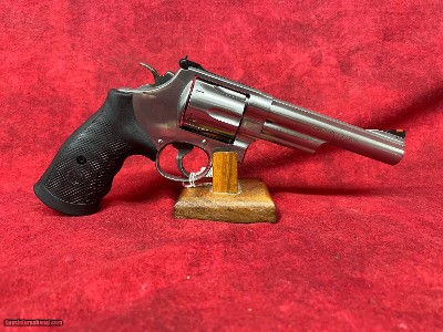 Smith & Wesson 629 .44 Mag 6" SS (163606)  629-6