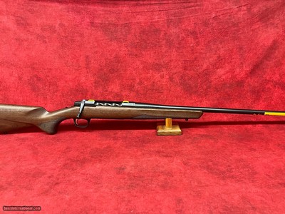 Browning X-Bolt 2 Hunter Full Size 7mm Rem Mag 3+1 26" Matte Blued Sporter Barrel Walnut Stock (036001227)