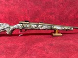 Weatherby Vanguard Badlands .300 Win 26" Bronze Barrel Badlands Approach® camo - 1 of 6