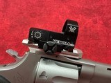 Taurus M17 Tracker 17 HMR 6.5" SS 7 Round with Vortex Venom 3 MOA red dot - 3 of 12