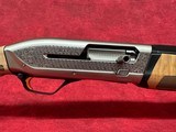 Browning Maxus II Ultimate Maple 12ga 3" 26" Satin Nickel Plated w/Scroll Engraving Aluminum Receiver, Gloss AAAA Maple Wood Stock (0117 - 3 of 10