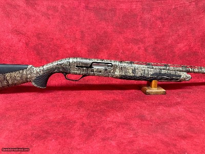Browning Maxus II 12 Gauge 3.5" 4+1 (2.75") 28" Barrel, Realtree Timber, Overmolded Grip Panels Stock, Fiber Optic Front Sight