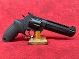 Taurus Raging Hunter 44 Rem Mag 6.75" Picatinny Rail/Ported Barrel (2-440061RH)