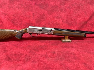 Browning A5 Ultimate Sweet Sixteen 16ga 26" Blued, Satin Engraved Rec, Grade III Turkish Walnut Stock (0118205005)