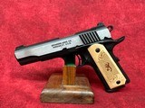 Browning 1911 - 380 Black Label Medallion Full Size Frame 380 ACP 8+1 4.25" Stainless Steel Barrel Maple Wood Grip (051998492) - 4 of 5