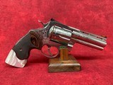 Colt Anaconda 44 Mag 4.25" Barrel 6Rnd Engraved/Rosewood Pearl Grip - Image 1 of 7