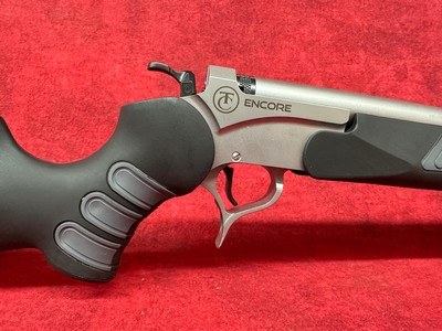 Thompson Center Arms Encore Pro hunter XT .50 Cal 28" SS Black Composite Stock (6022R) - Image 3 of 11