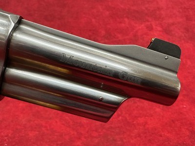 SMITH & WESSON 610 MOUNTAIN GUN 10MM 4" SS BEAR HUG GRIPS/GOLD BEAD SIGHT LIPSEY'S EXCLUSIVE (14042) - Image 4 of 8
