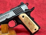 Browning 1911 - 380 Black Label Medallion Full Size Frame 380 ACP 8+1 4.25" Stainless Steel Barrel, Maple Wood Grip (051998492) - Image 5 of 7