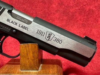 Browning 1911 - 380 Black Label Medallion Full Size Frame 380 ACP 8+1 4.25" Stainless Steel Barrel, Maple Wood Grip (051998492) - Image 3 of 7
