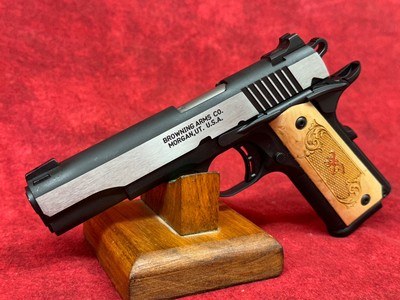 Browning 1911 - 380 Black Label Medallion Full Size Frame 380 ACP 8+1 4.25" Stainless Steel Barrel, Maple Wood Grip (051998492) - Image 6 of 7