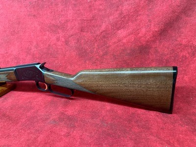 Browning BL-22 22 LR 15+1 20" Polished Blued Barrel, Polished Blued Steel Receiver, Gloss Black Walnut/ Wood Stock (024101103) - Image 5 of 8