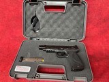 Smith & Wesson M&P PC M2.0 Full Size 10mm Auto 15+1 5.60" Black Armornite Ported Stainless Steel Barrel, w/Picatinny Rail (13915) - Image 9 of 9