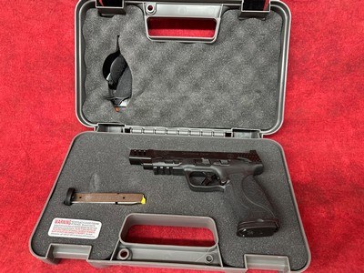 Smith & Wesson M&P PC M2.0 Full Size 10mm Auto 15+1 5.60" Black Armornite Ported Stainless Steel Barrel, w/Picatinny Rail (13915) - Image 9 of 9