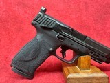Smith & Wesson M&P PC M2.0 Full Size 10mm Auto 15+1 5.60" Black Armornite Ported Stainless Steel Barrel, w/Picatinny Rail (13915) - Image 4 of 9