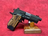 Kimber CDS9 Optic Ready Threaded 9mm  Reverse Two-Tone (3600004) - Image 1 of 6