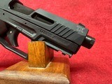 Taurus TX22 T.O.R.O Gen 2 Full Size Frame 22 LR 16+1/22+1 4.60" Matte Black Threaded Barrel (1-2TX22P141) - Image 4 of 7