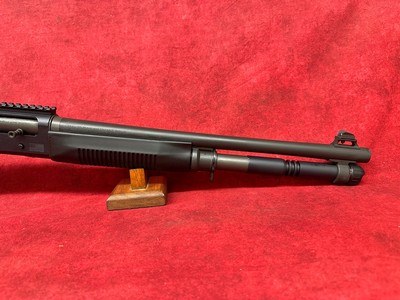 Benelli M4 M1014 Tactical Black 12 Ga 3in 18.5in (11701) - Image 4 of 9