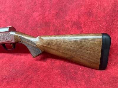 Browning A5 Ultimate 12 Gauge 28" Barrel 3" 4+1, Blued Barrel, Engraved Satin Nickel Finished Receiver (0118203004) - Image 8 of 11