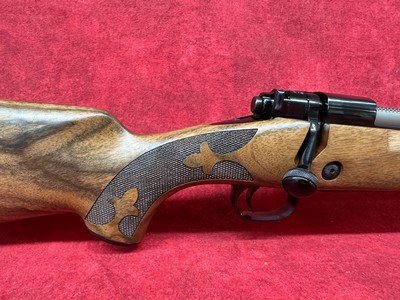Winchester 70 Super Grade French Walnut 6.5 PRC, 3+1 Capacity, 24" Barrel, Polished Blued, AAA French Walnut Stock(535239294) - Image 3 of 11