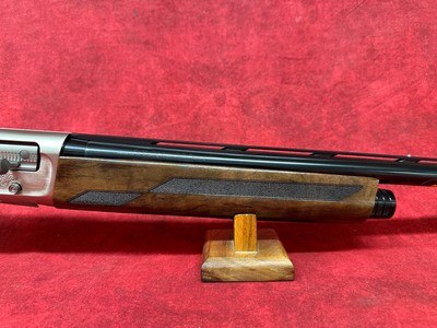 Browning A5 Ultimate 12ga 26" 3" 4+1, Blued Barrel, Engraved Satin Nickel Receiver, Grade III Turkish Walnut Stock (0118203005) - Image 4 of 9