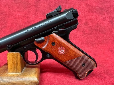 Ruger Mark IV Hunter 22 LR Talo Exclusive 5.5" Barrel 10+1 Ruger 22 LR (40177) - Image 5 of 6
