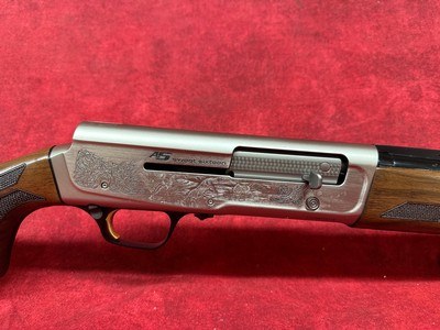 Browning A5 Ultimate Sweet Sixteen 16ga 2.75" 3+1 26" Blued, Satin Engraved Rec, Grade III Turkish Walnut Stock (0118205005) - Image 3 of 9