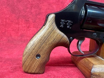 Smith and Wesson 36 Field Ethos Tropical 38 Special +P Performance Center Lipsey's Exclusive (14593) - Image 2 of 7