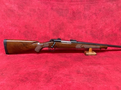 Winchester Model 70 Featherweight 2008 Limited Edition 270 Win. 22" - Image 1 of 17