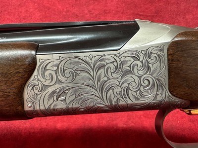 Browning Citori 825 Pro Sporting 12ga 3" 2rd 30" Barrel Adj Comb Black Walnut Stock (0183483003) - Image 11 of 12