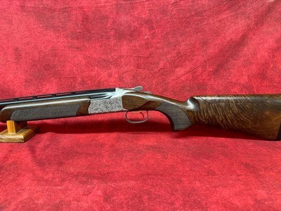 Browning Citori 825 Pro Sporting 12ga 3" 2rd 30" Barrel Adj Comb Black Walnut Stock (0183483003) - Image 7 of 12