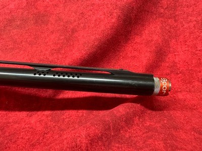 Benelli Super Sport 12ga 3" 28" ported Barrel Carbon wrapped stock and forearm - Image 7 of 13