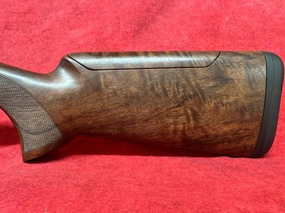 Browning Citori 825 Pro Trap 12ga 2.75" 30", Silver Nitride Stainless Steel Receiver, Adj Comb Gloss Black Walnut Stock (0183504003) - Image 10 of 13